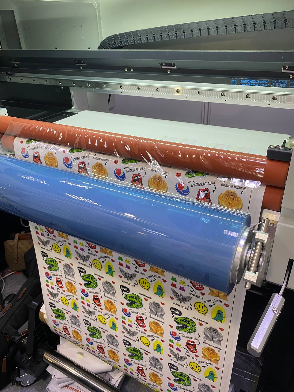 Печать цветная NAKLEY KA оборудование UVDTF60
